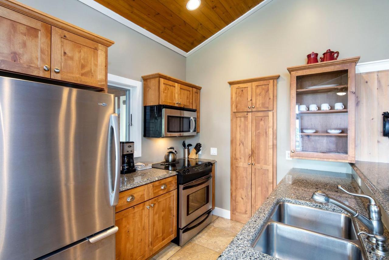Larsmont Cottages Two Harbors Extérieur photo